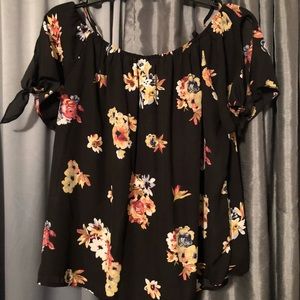 Floral black top!